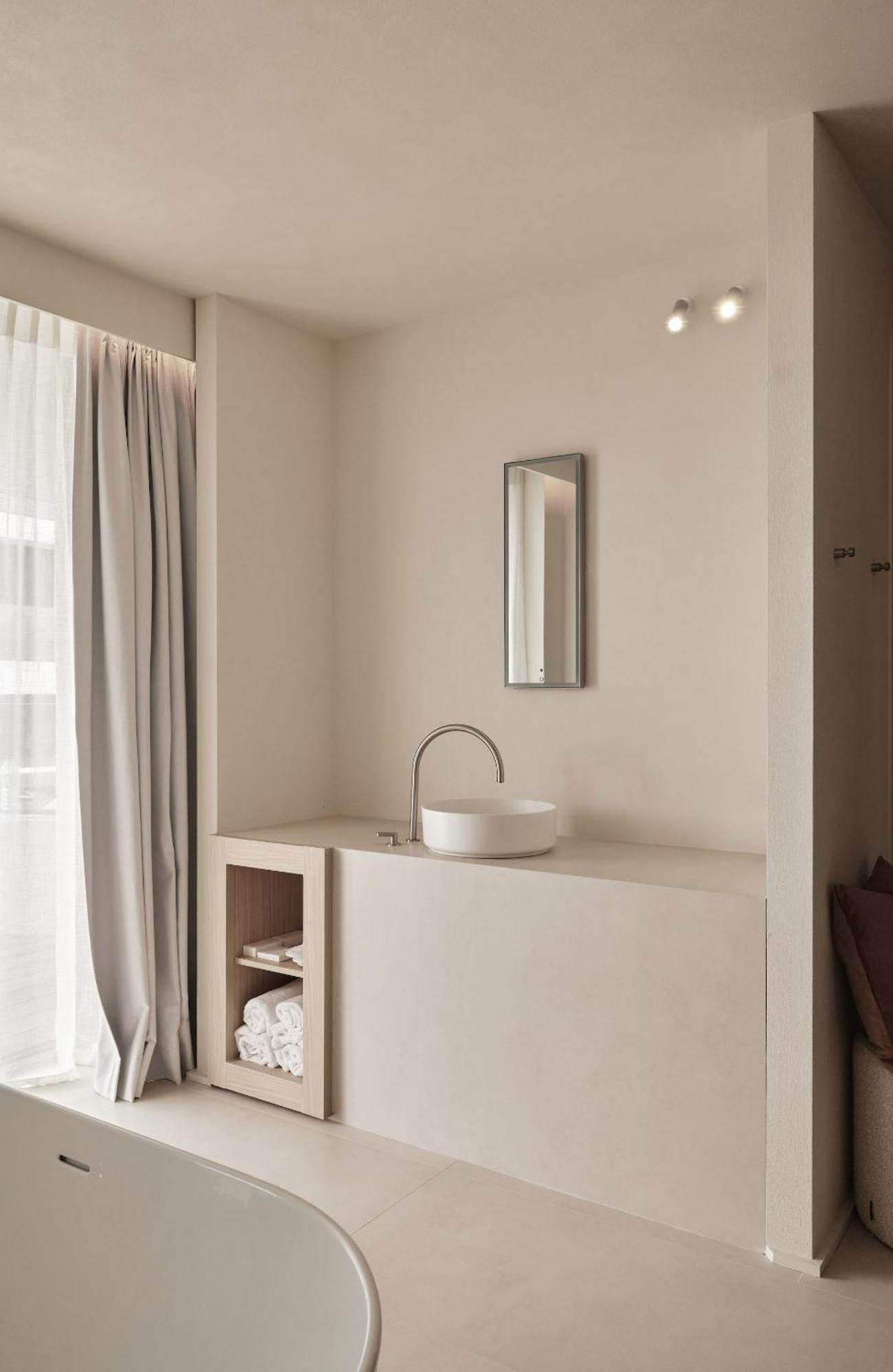 Enso District Hotel Knokke-Heist Exteriör bild